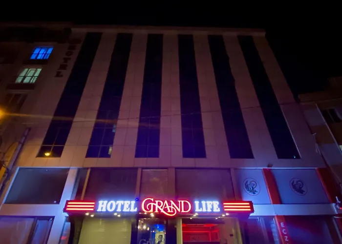 Grand Life Hotel
